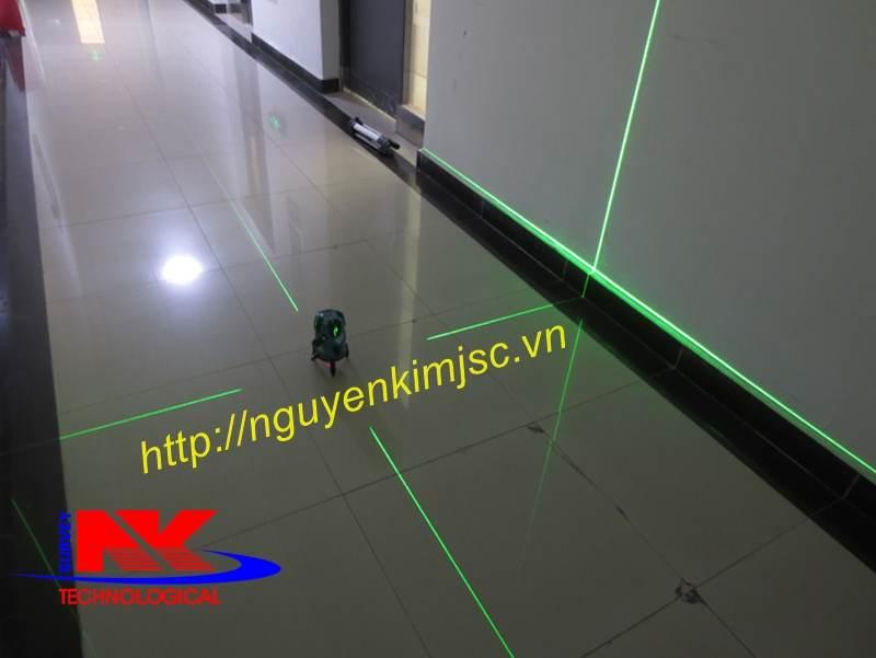 Máy cân bằng tia laser tia xanh